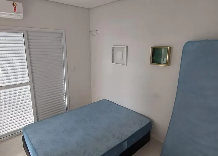 Apartamento A 50M Praia Maitinga, Wifi, Churrasqueira Na Varanda Bertioga